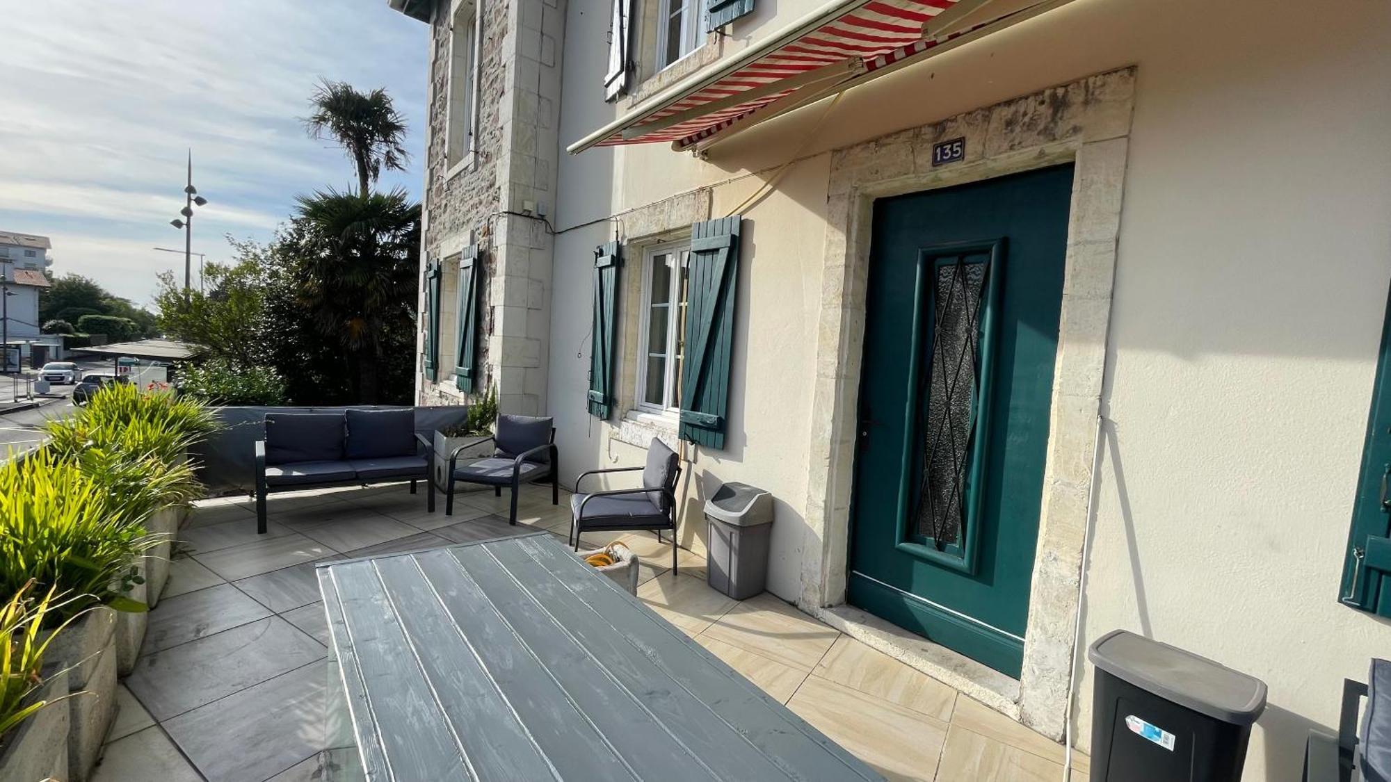 Le Doolies - Holiday Inn Biarritz Esterno foto