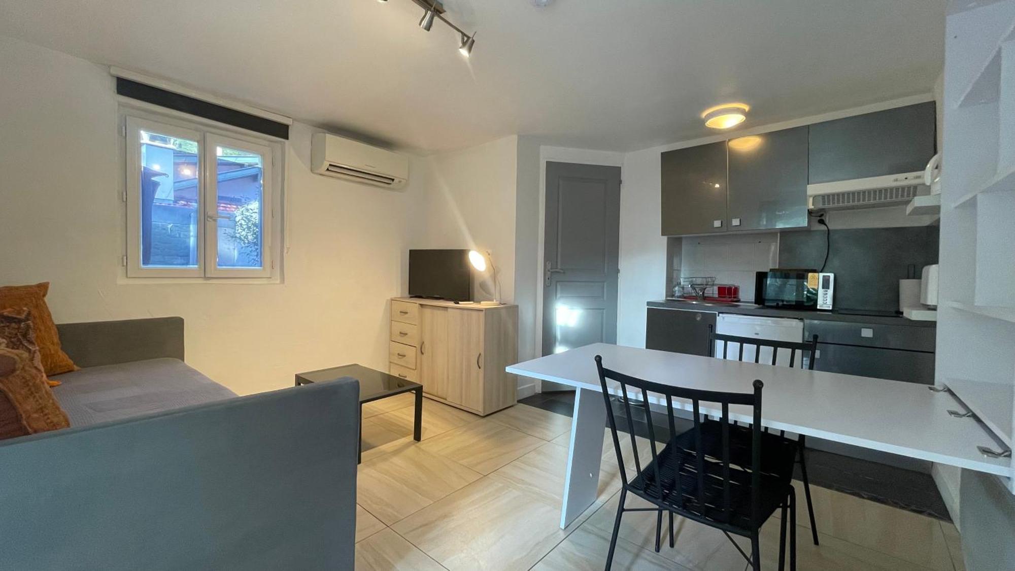 Le Doolies - Holiday Inn Biarritz Esterno foto