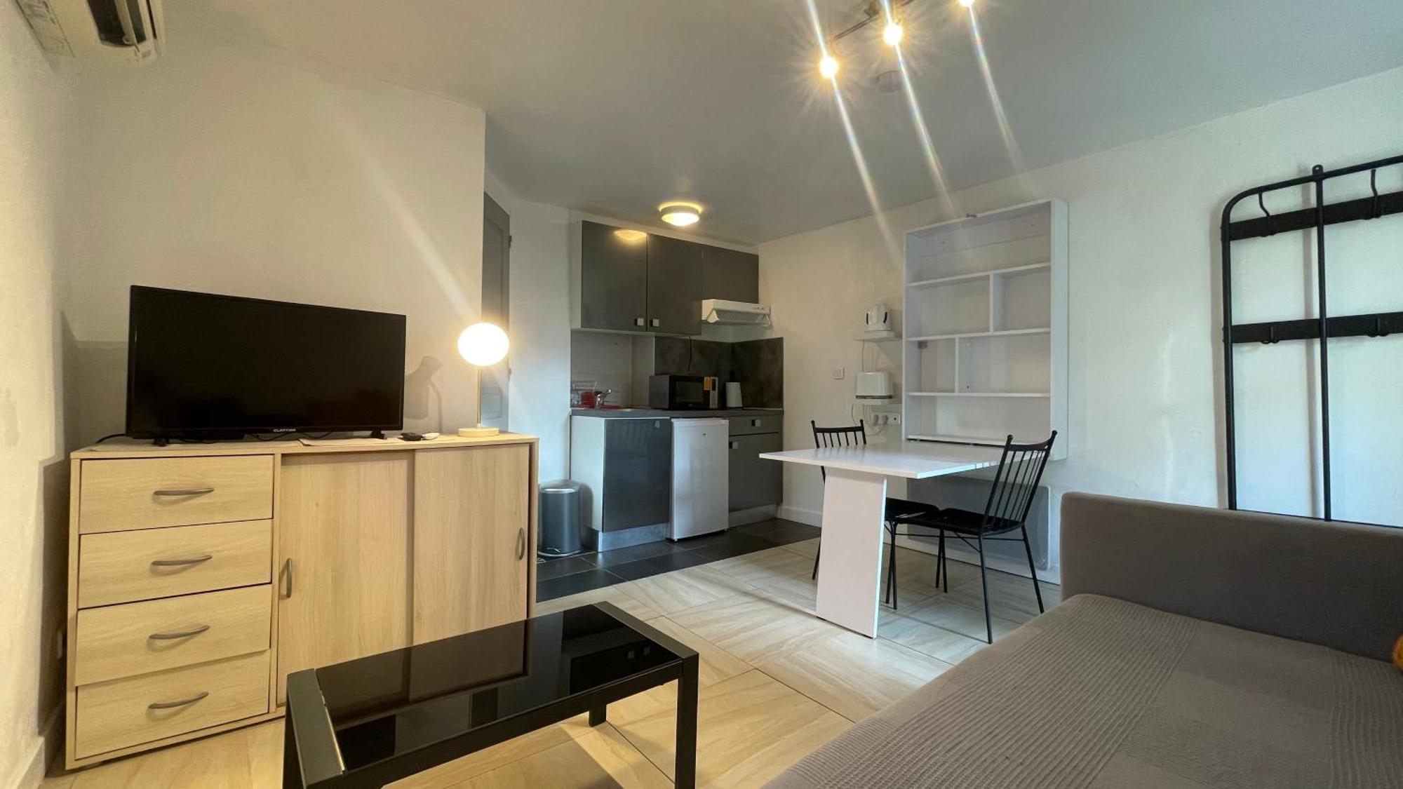 Le Doolies - Holiday Inn Biarritz Esterno foto